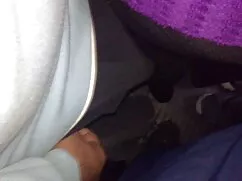 Leggy Krala tiene ma ...