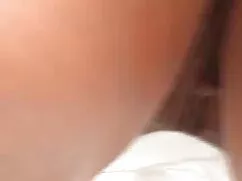El tío le hace video ...